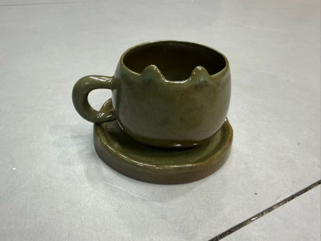 Olive Crown Handmade Jingdezhen Porcelain Mug Set