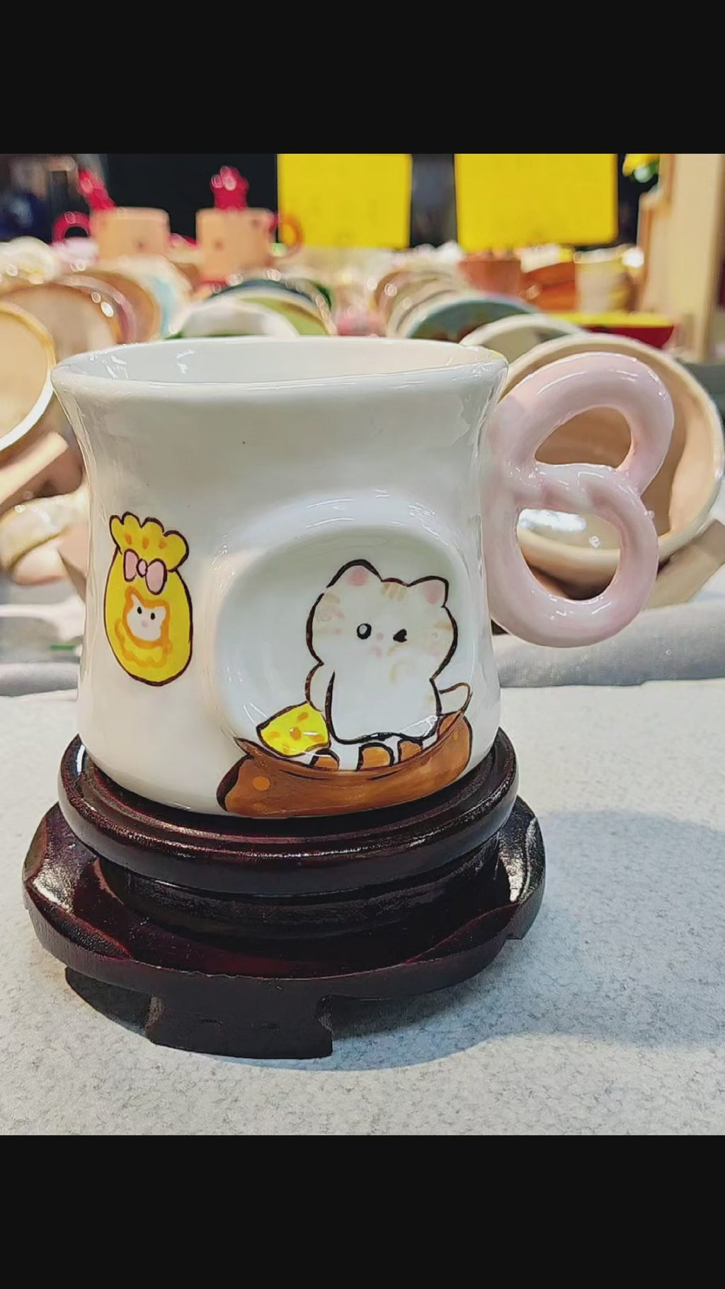 Honey Toast Kitty Loop Mug